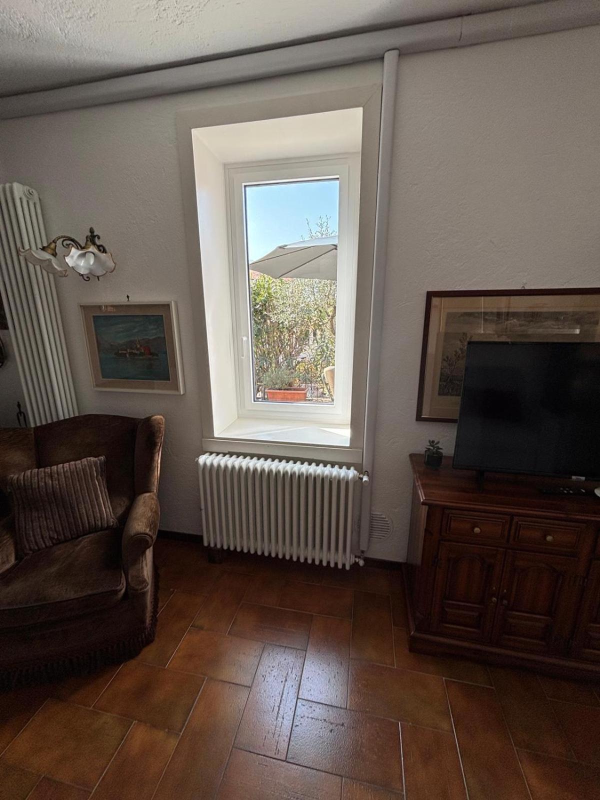 Ester Lakehouse, Graziosa Casa Indipendente Lierna Exterior photo